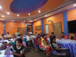नेपालगन्जमा आयोजित महिला हिंसा सम्बन्धी कार्यशालाका सहभागी हरू